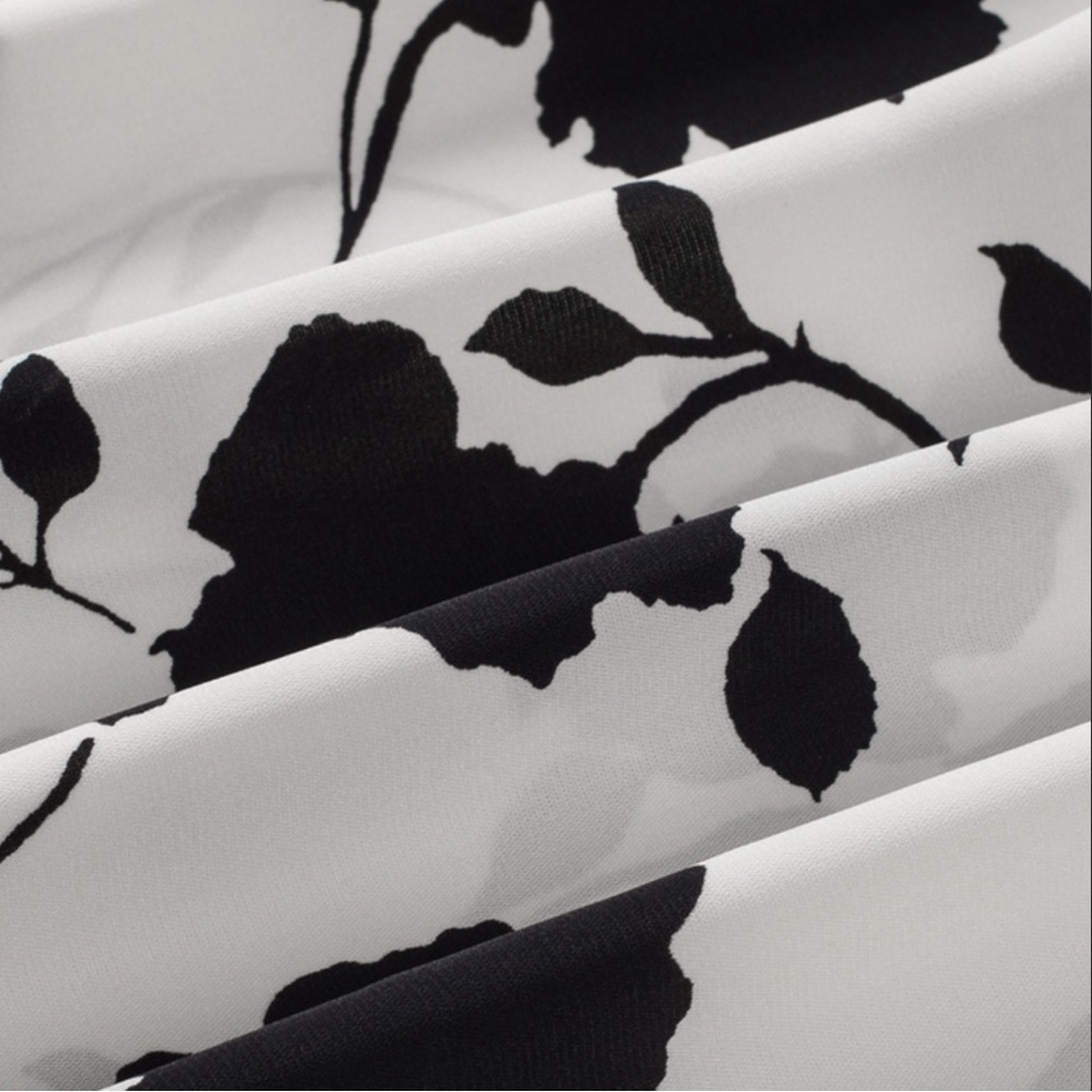 #31 1 Left! White & Black Floral V-Neck Top - Picture 5 of 11